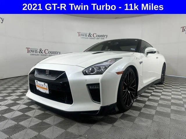 2021 Nissan GT-R Premium