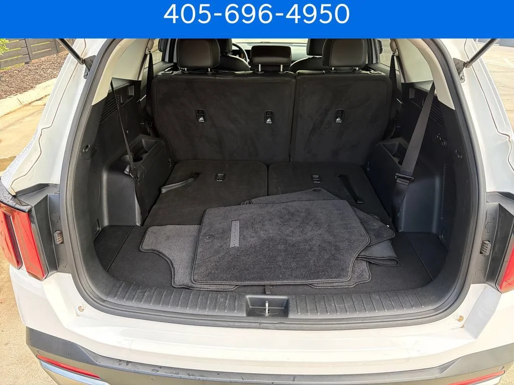 Pre-Owned 2024 Kia Sorento S