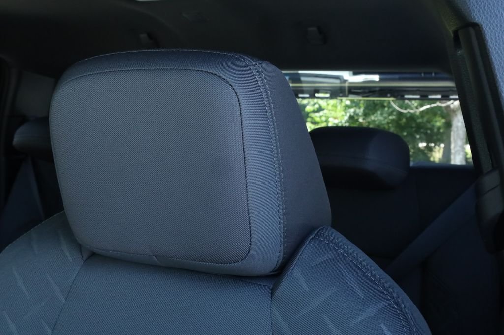 2025 Toyota Tacoma SR5 - Photo 31