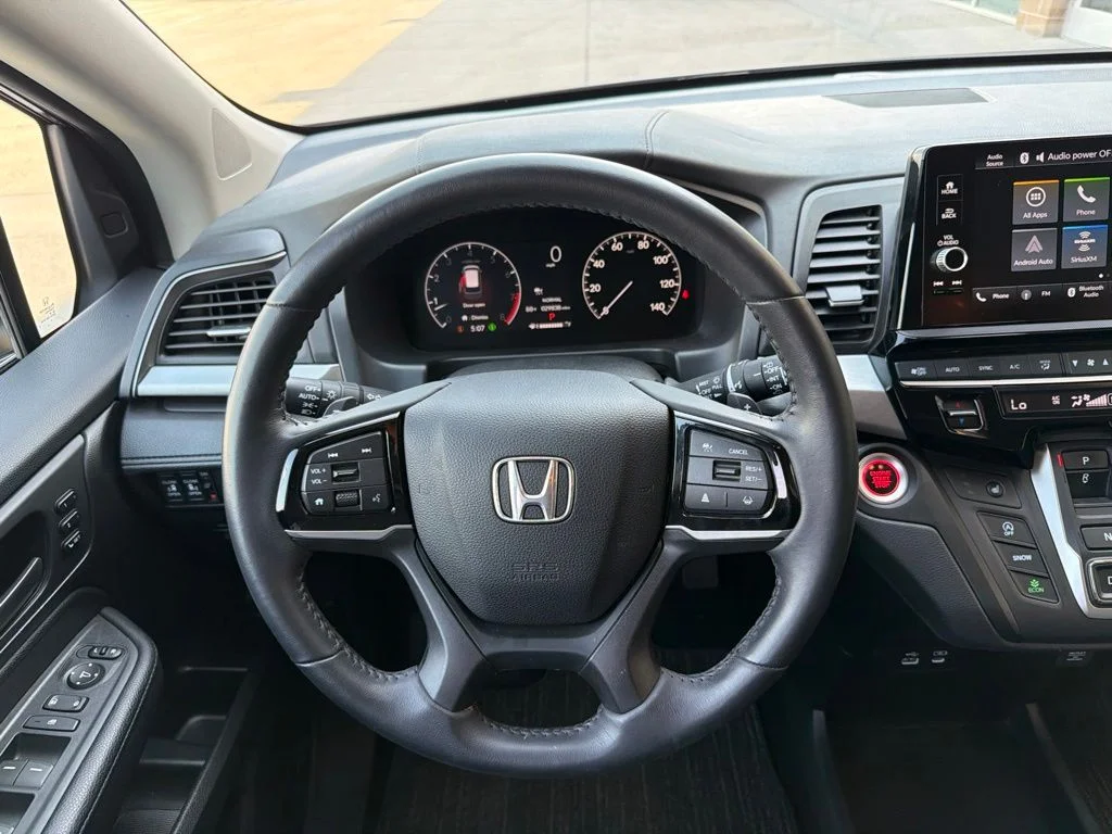 Used 2025 Black Honda EX-L image 11