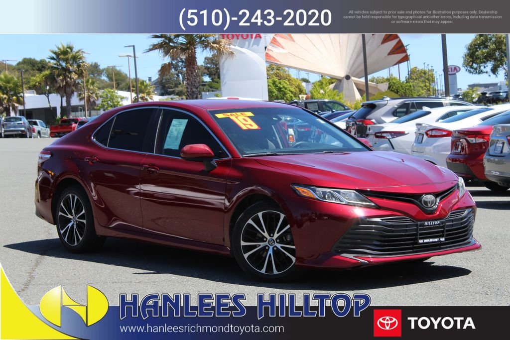 2019 Toyota Camry LE