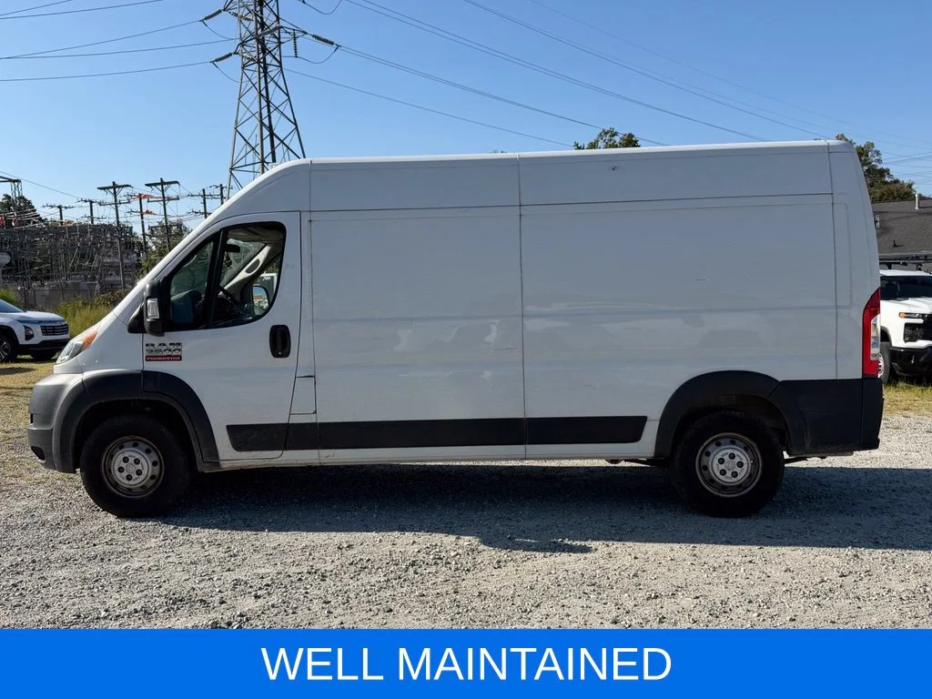 Used 2019 White Ram High Roof image 9