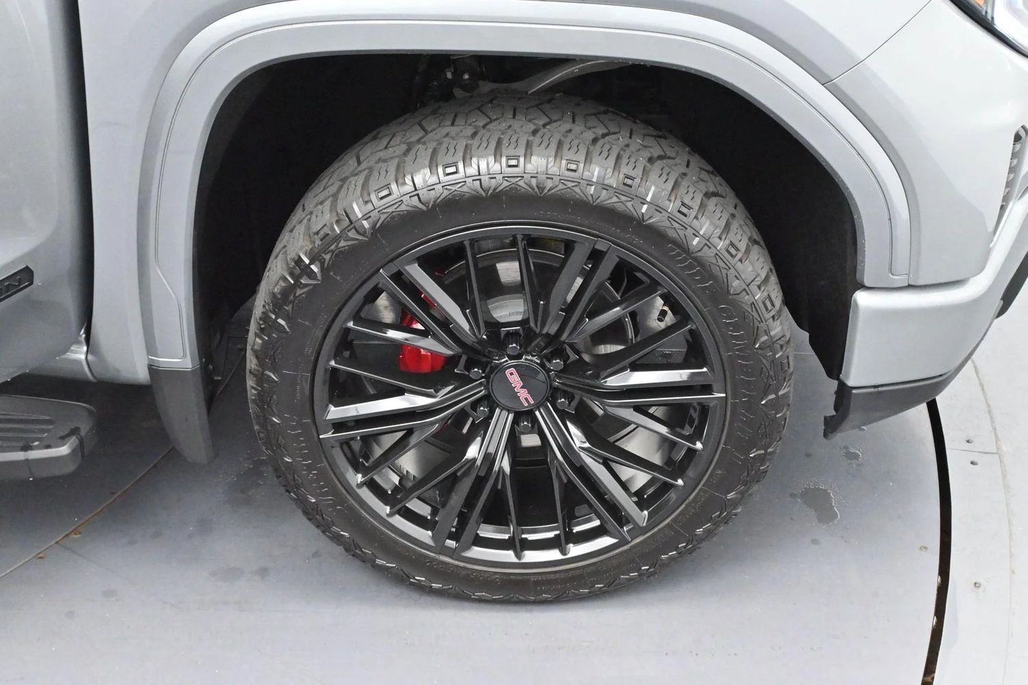 Used 2026 Sterling Metallic GMC Elevation image 34