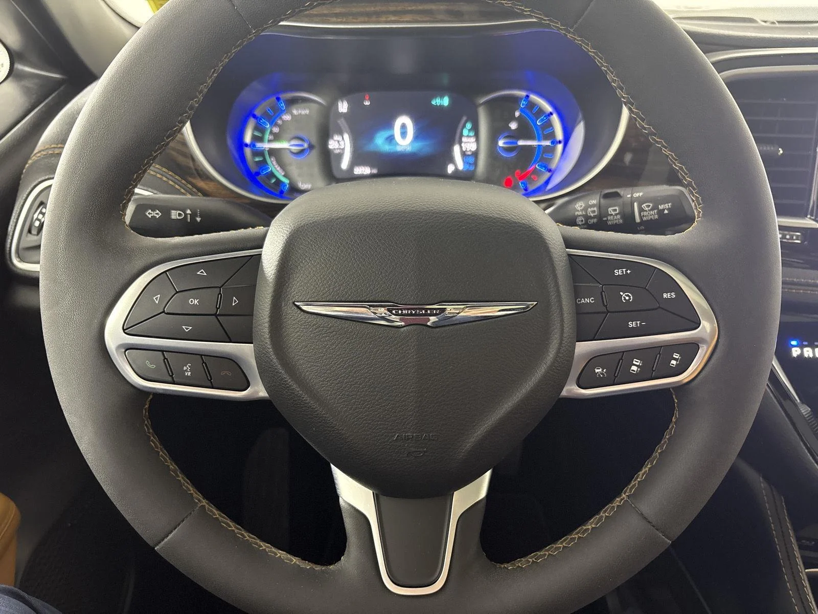 Used 2023 Velvet Red Pearlcoat Chrysler Hybrid Pinnacle image 17