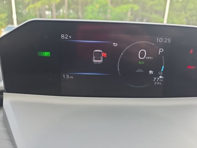 2026 Toyota C-HR SE - Photo 16