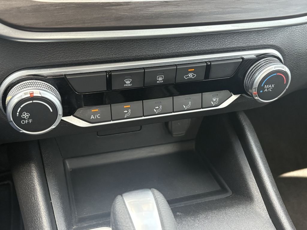 2025 Nissan Altima SV - Photo 15