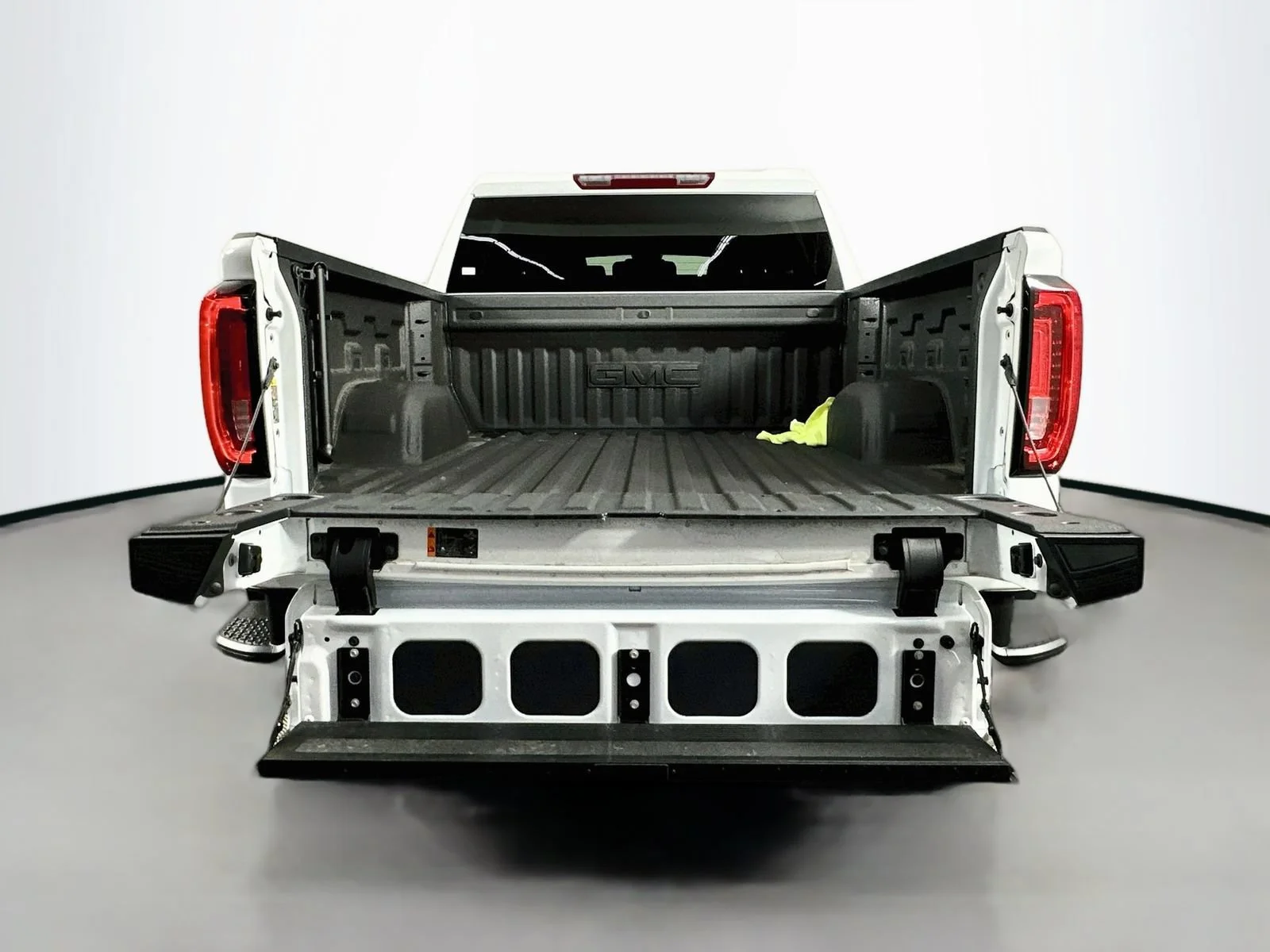 Used 2025 Summit White GMC AT4 image 28
