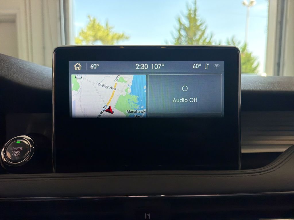 Used 2020 Gray Lincoln Standard image 19