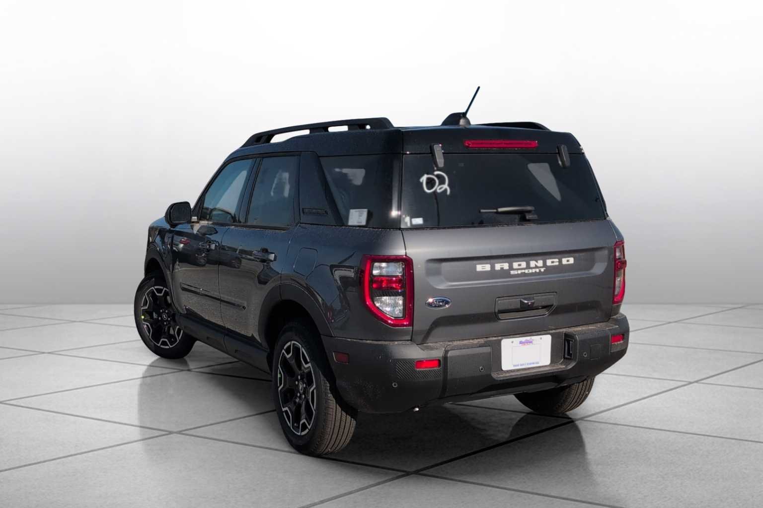 New 2025 Carbonized Gray Metallic Ford Outer Banks® image 13