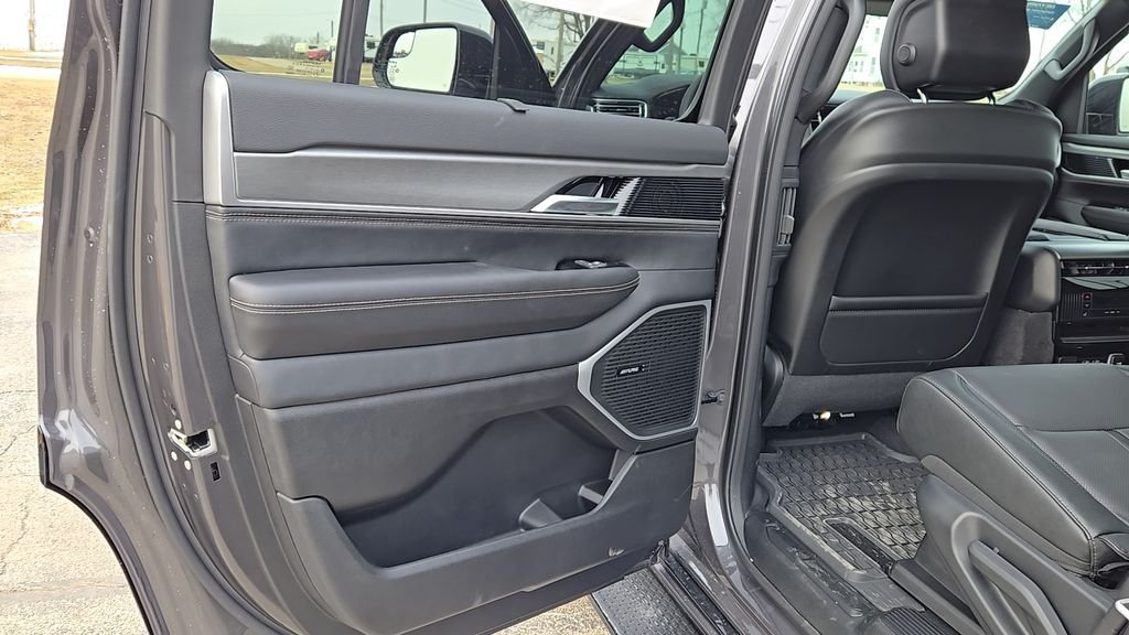 2026 Jeep Grand Wagoneer Limited Altitude - Photo 18