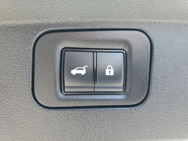 New 2026 Aspen White TriCoat Nissan Platinum image 7