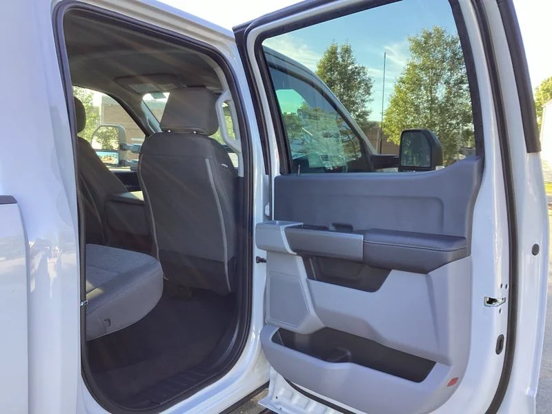 2026 Ford F-350 Super Duty XL - Photo 13