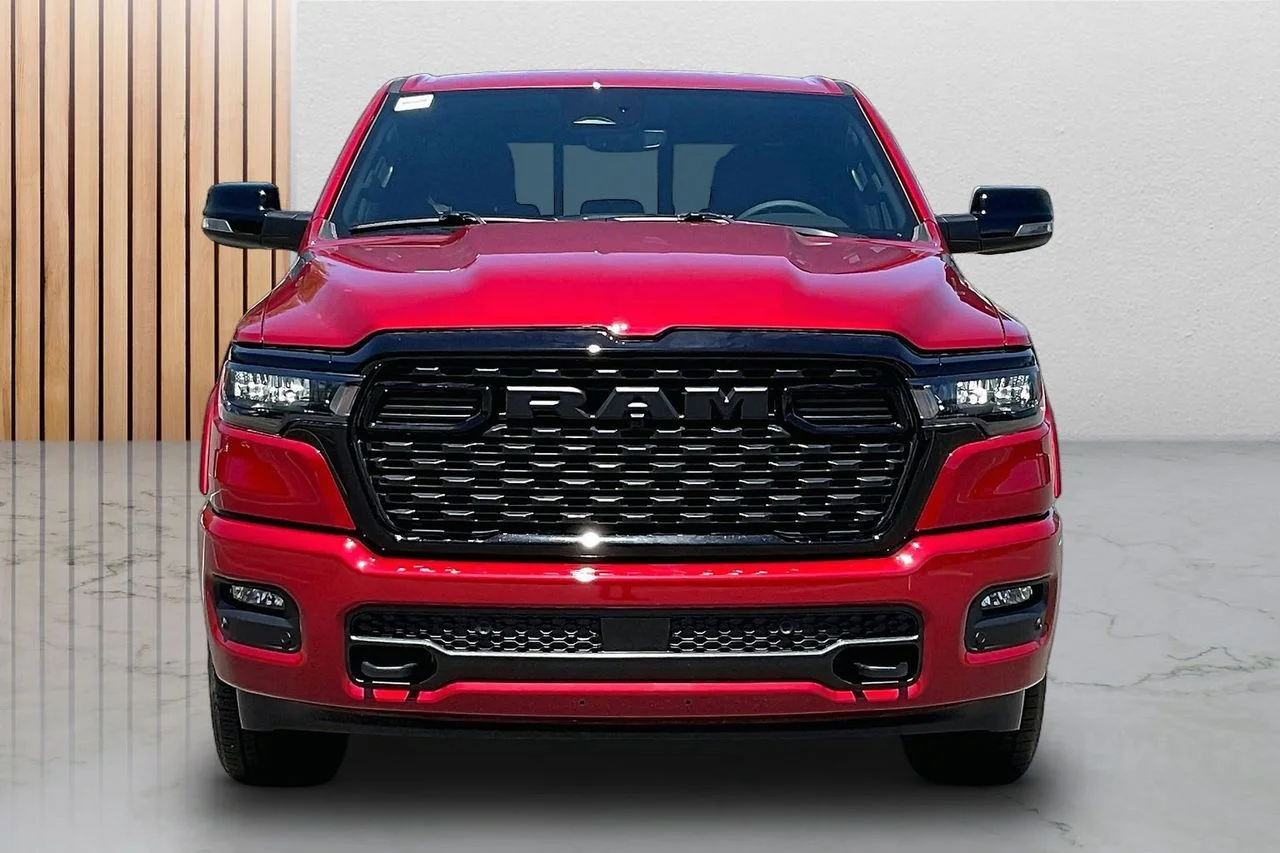 New 2026 Molten Red Pearl-Coat Exterior Paint RAM Big Horn/Lone Star image 3