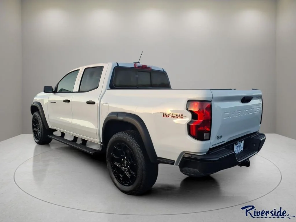 Used 2026 White Chevrolet Trail Boss image 4