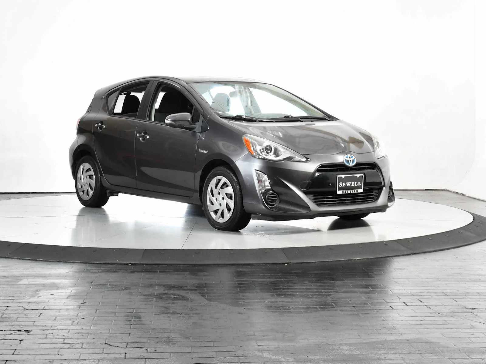 Used 2015 Magnetic Gray Metallic Toyota Two image 7