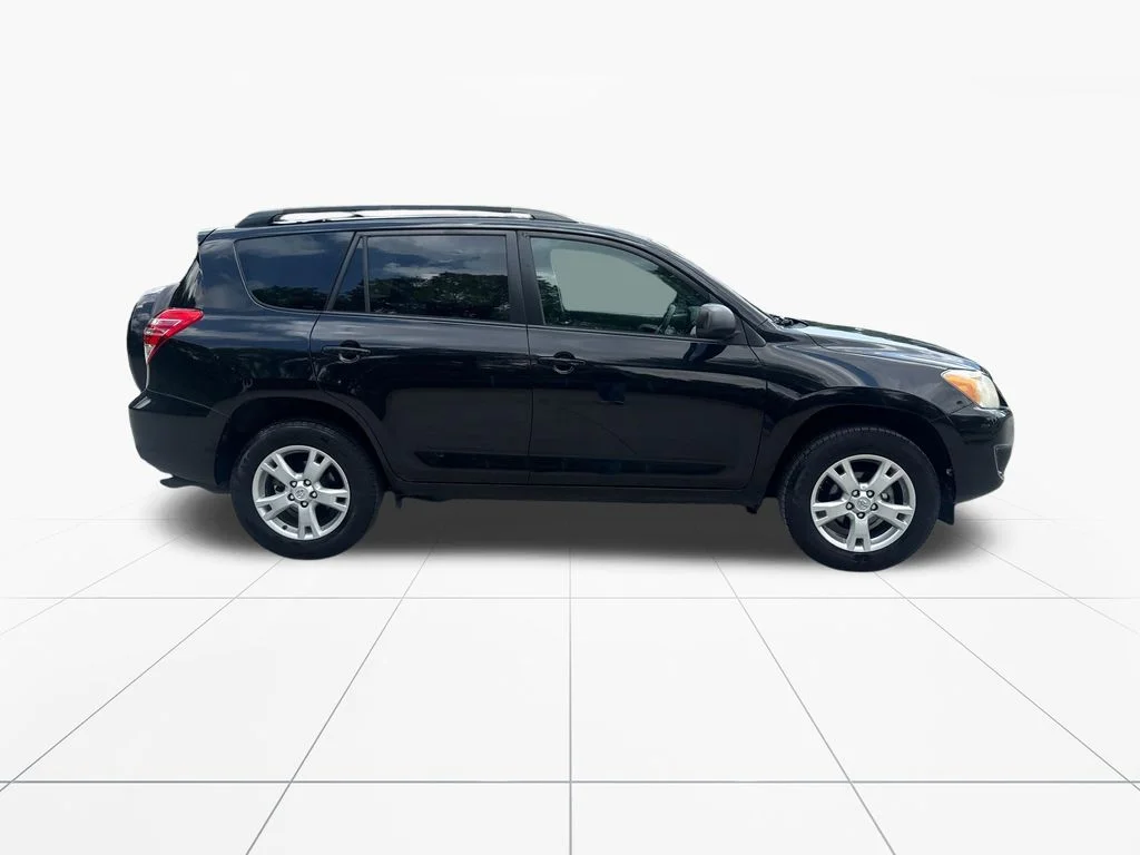 Used 2012 Black Toyota Base image 9