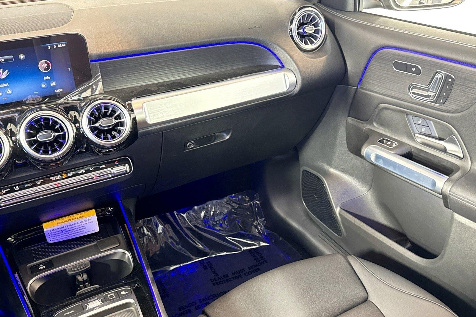 New 2026 Night Black Mercedes-Benz GLB 250 image 21