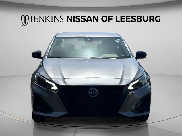 Used 2024 Gray Nissan 2.5 SR image 3