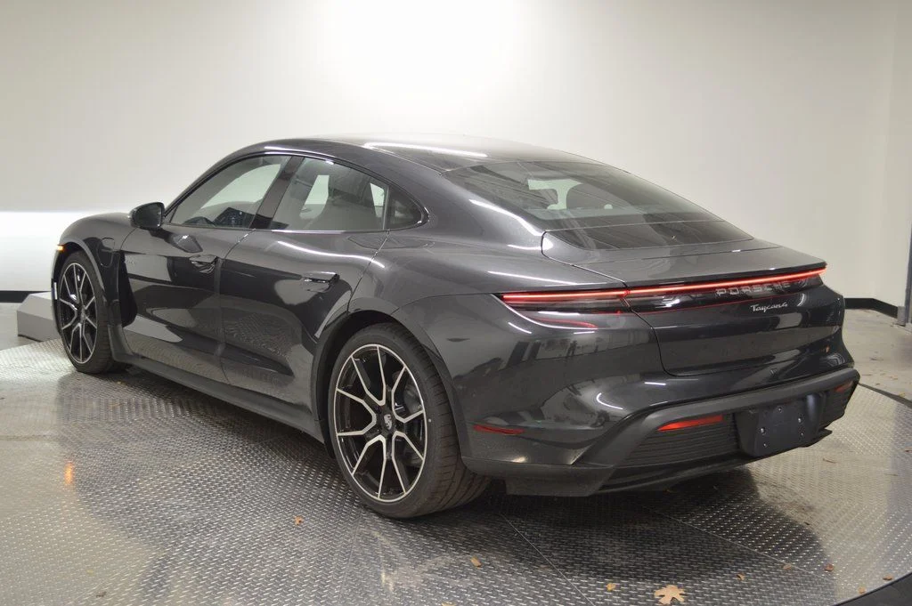 Used 2025 Slate Grey Neo Porsche 4 image 3