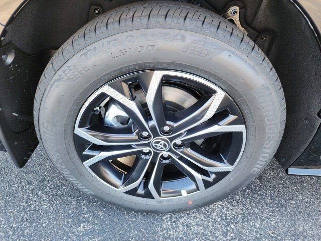 Used 2025 Midnight Black Metallic Toyota Platinum image 11