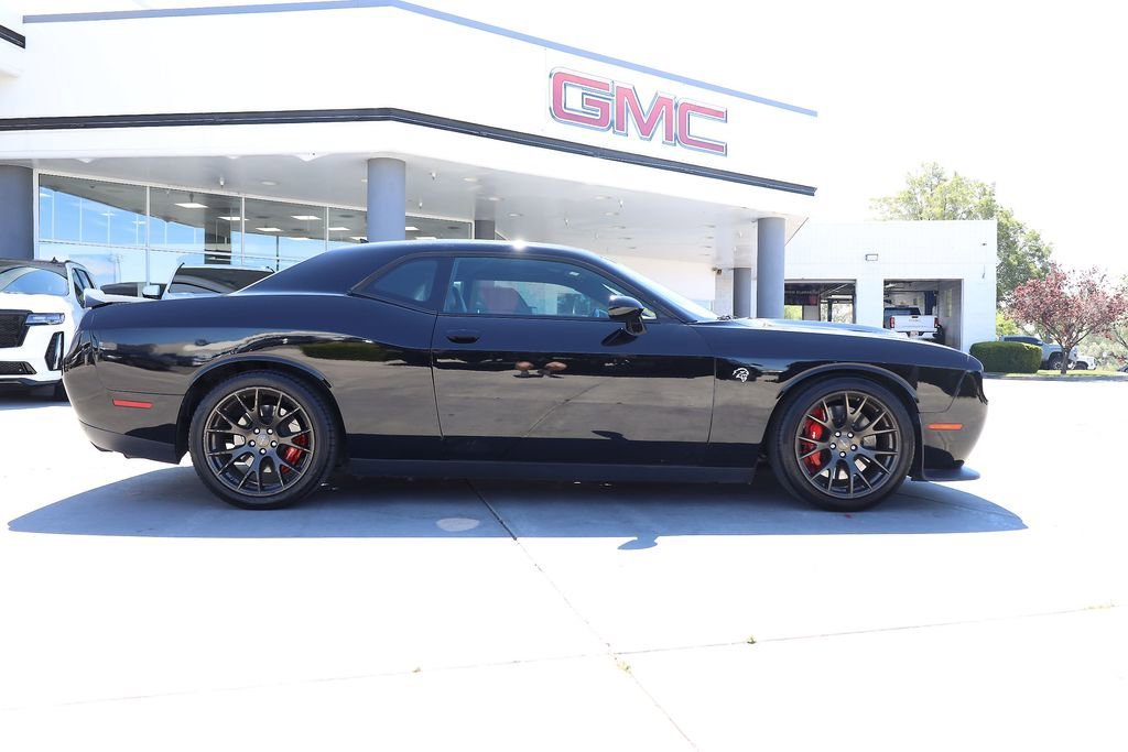 Used 2015 Pitch Black Clearcoat Dodge SRT Hellcat image 7