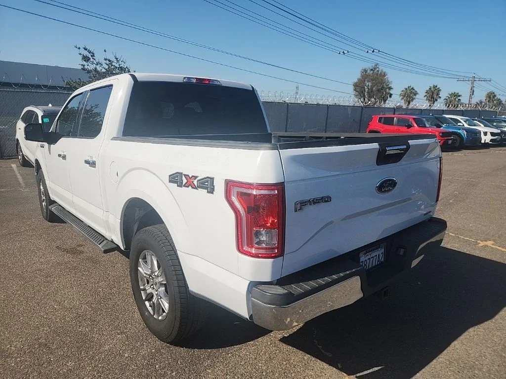 Used 2016 White Ford XLT image 11