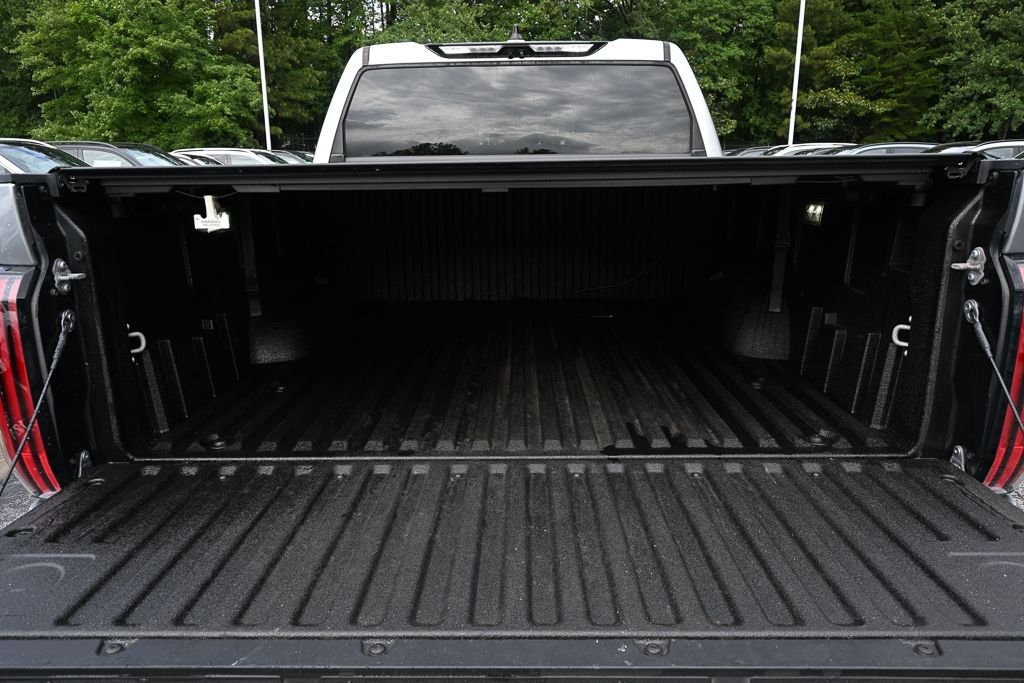 Used 2022 Silver Toyota Platinum image 28