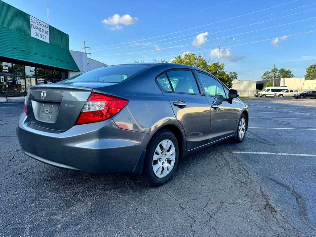 Used 2012  Honda LX image 5