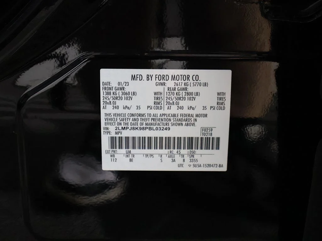 Used 2023 Black Metallic Lincoln Reserve image 56