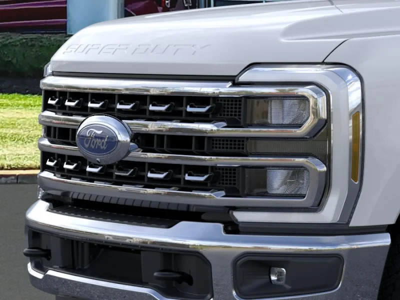 New 2026 Oxford White Ford XLT image 17