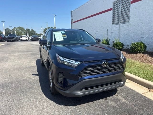Used 2024  Toyota XLE image 1