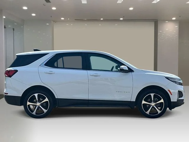 Used 2024 White Chevrolet LT image 5