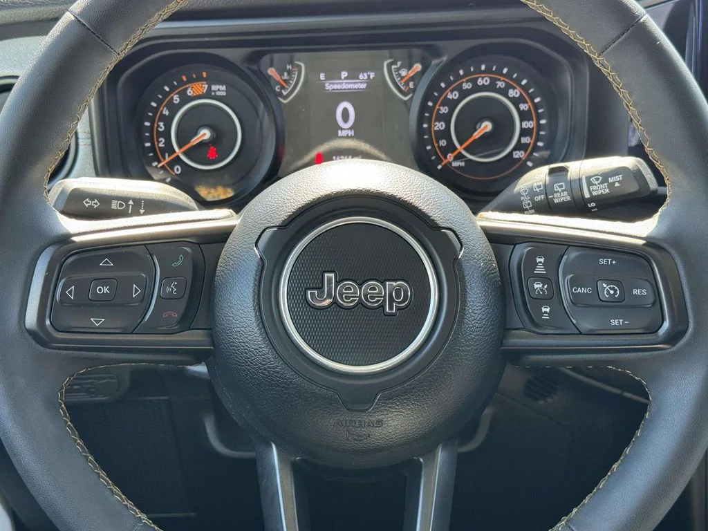 Used 2024 White Jeep Sport S image 17