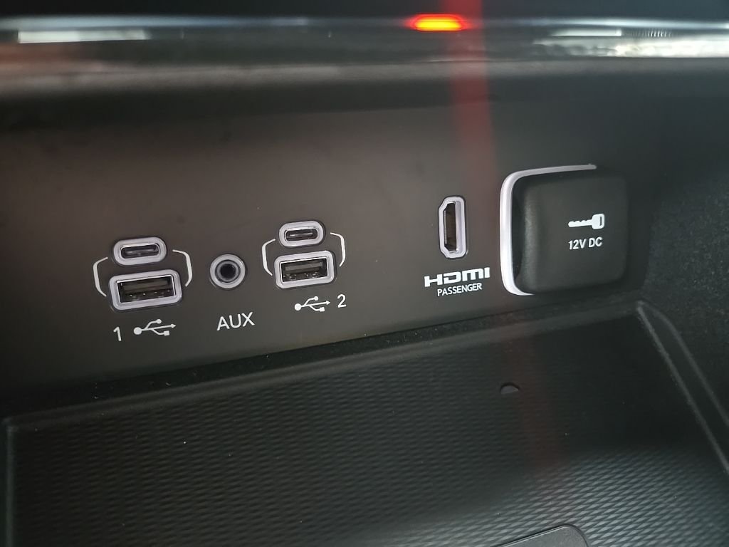 Used 2022 White Jeep Summit Reserve image 67