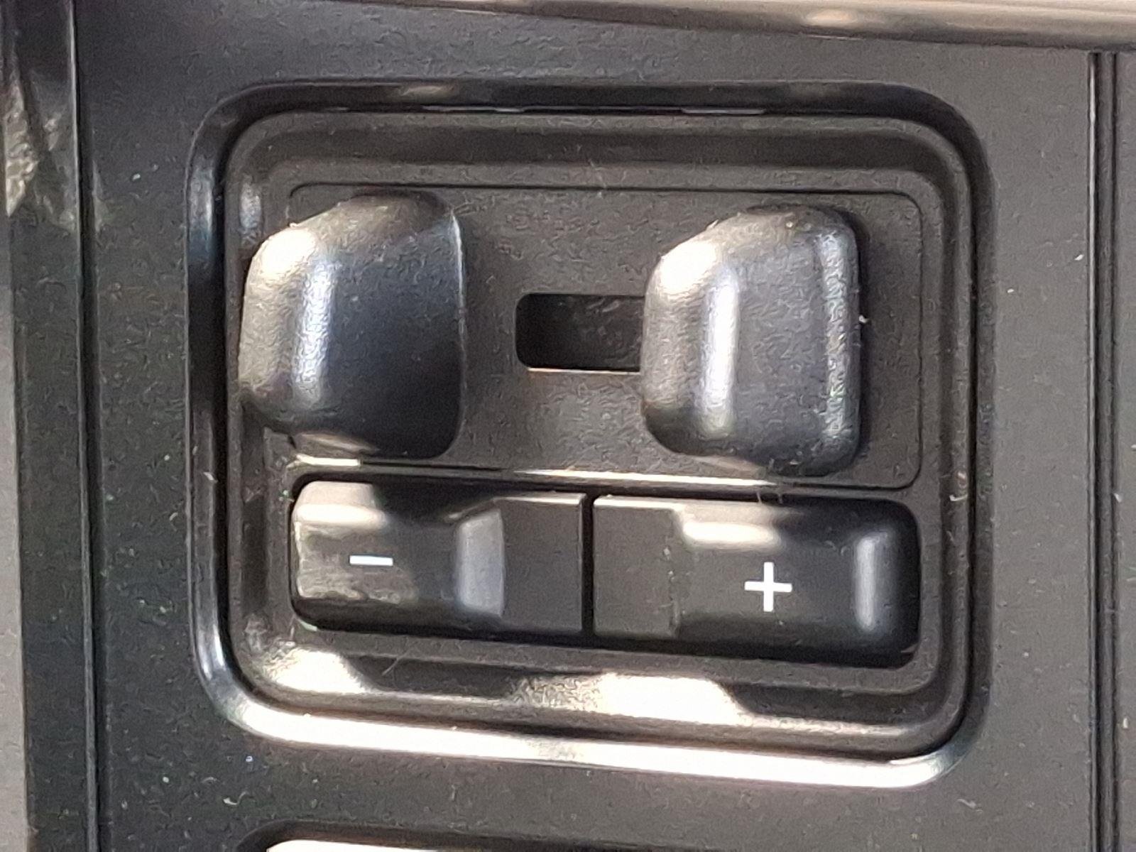 2025 Ford F-150 Lariat - Photo 21