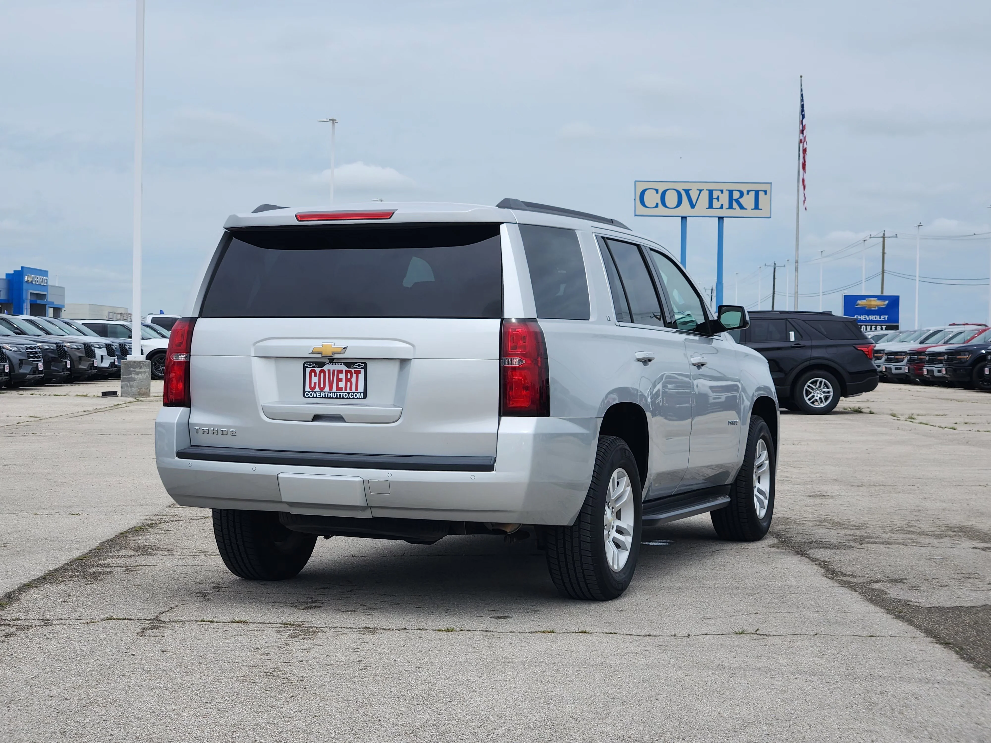 Used 2018 Silver Ice Metallic Chevrolet LT image 7
