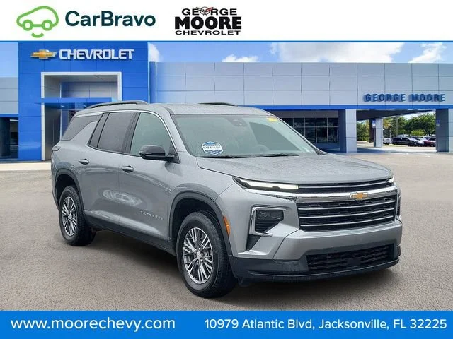 2026 Chevrolet Traverse FWD LT's photo