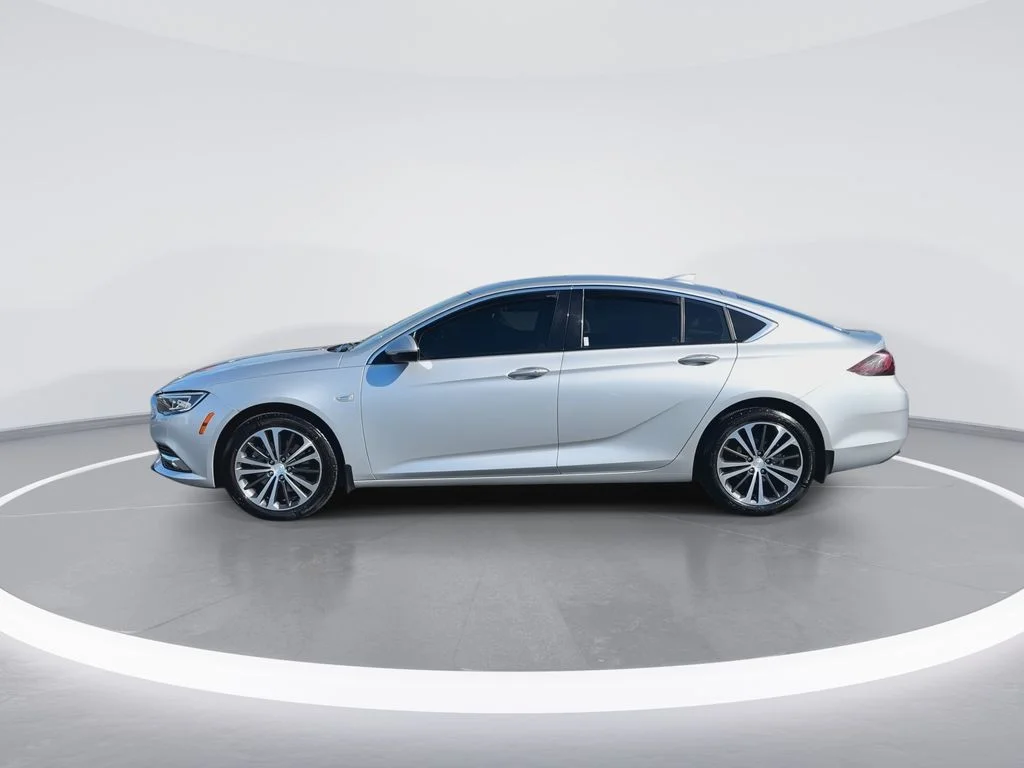 Used 2018 Silver Buick Essence image 5