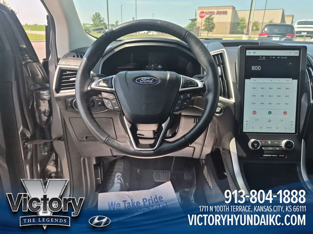 Used 2024 Gray Ford SEL image 15