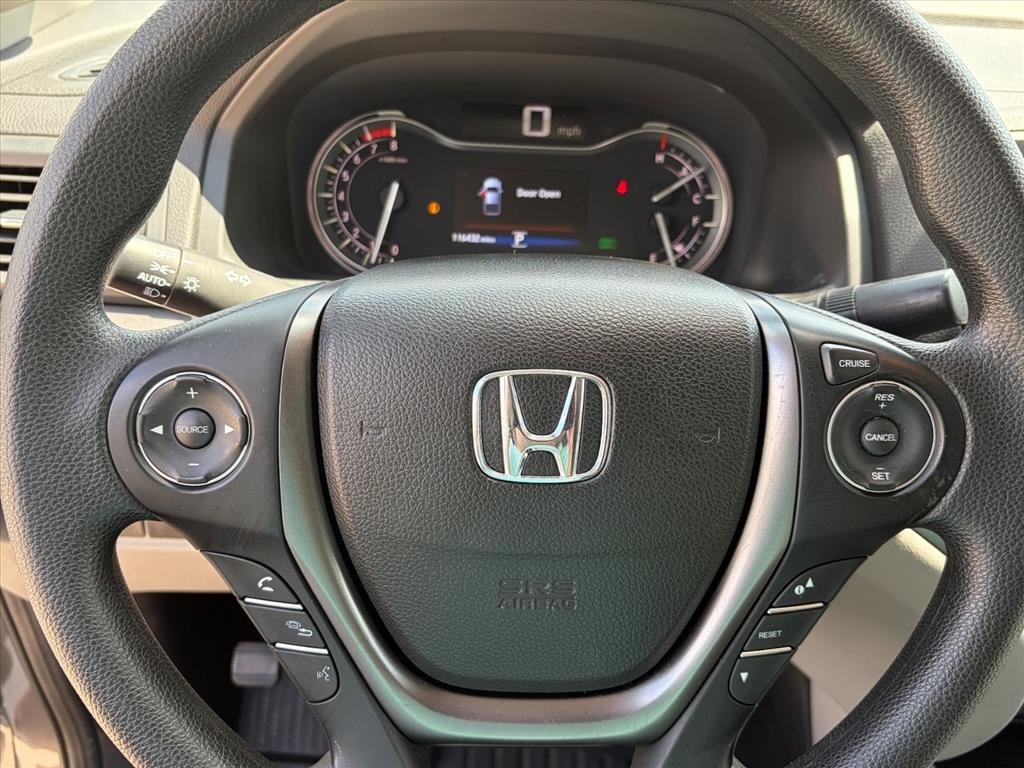 Used 2017 Modern Steel Metallic Honda RT image 18