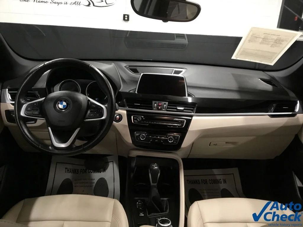 Used 2019 Gray BMW xDrive28i image 27