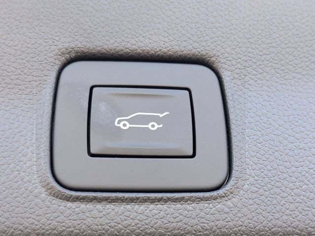 New 2026 Summit White Chevrolet LT image 13