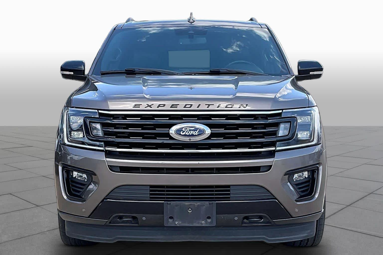 Used 2019 Stone Gray Ford Limited image 5