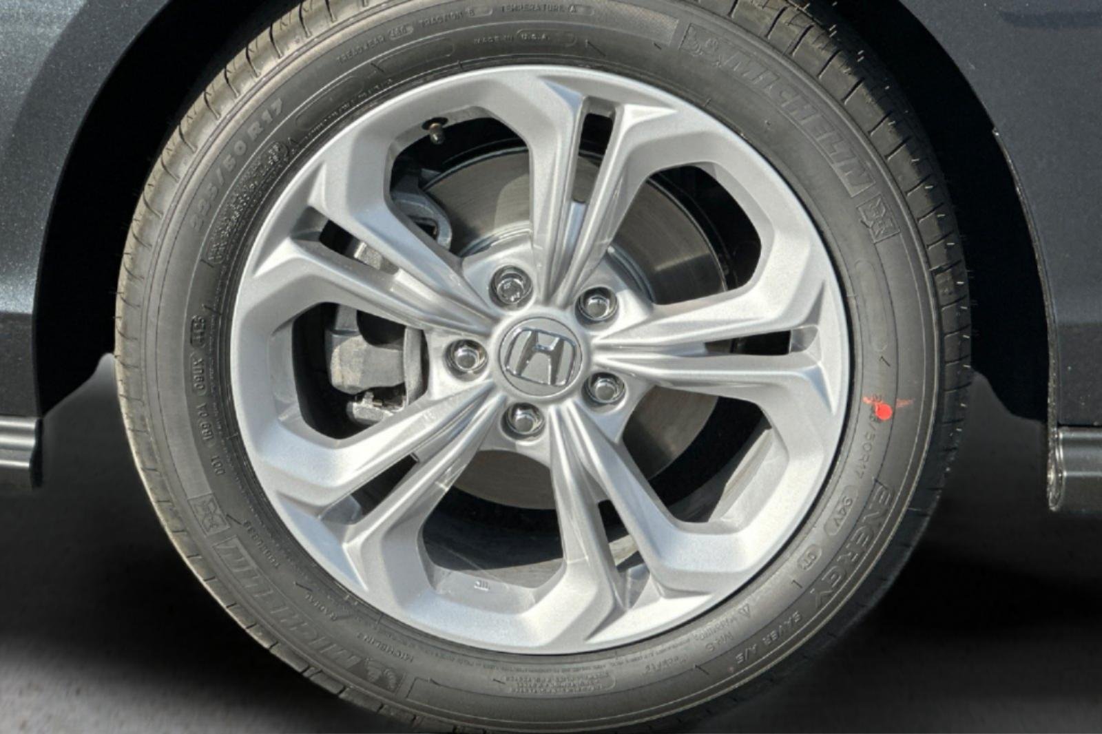New 2026 Meteorite Gray Metallic Honda LX image 31