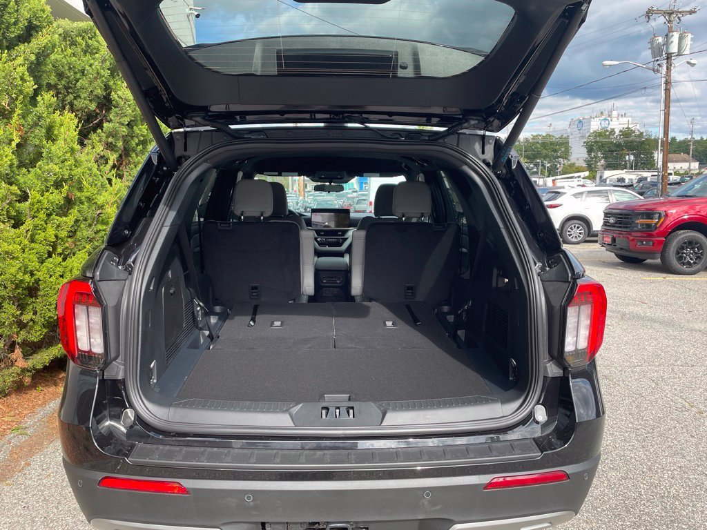 New 2027 Agate Black Metallic Ford Active image 10