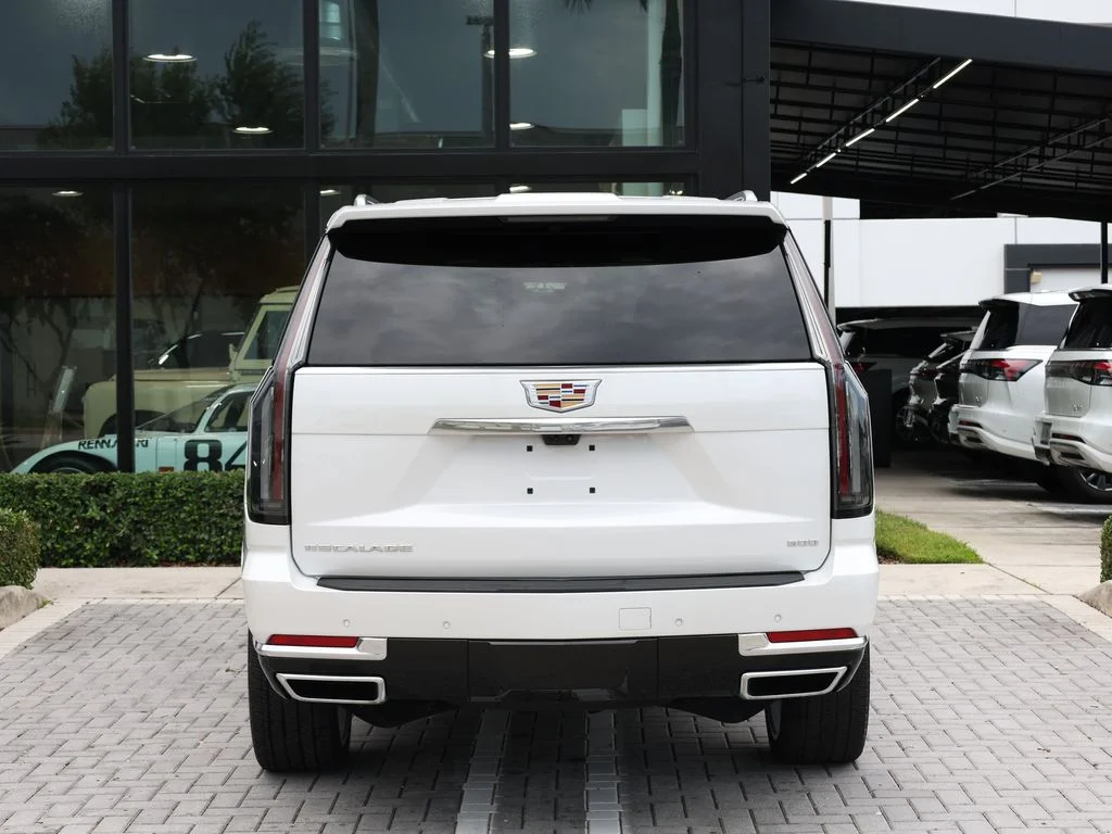 Used 2025 White Cadillac Premium image 7
