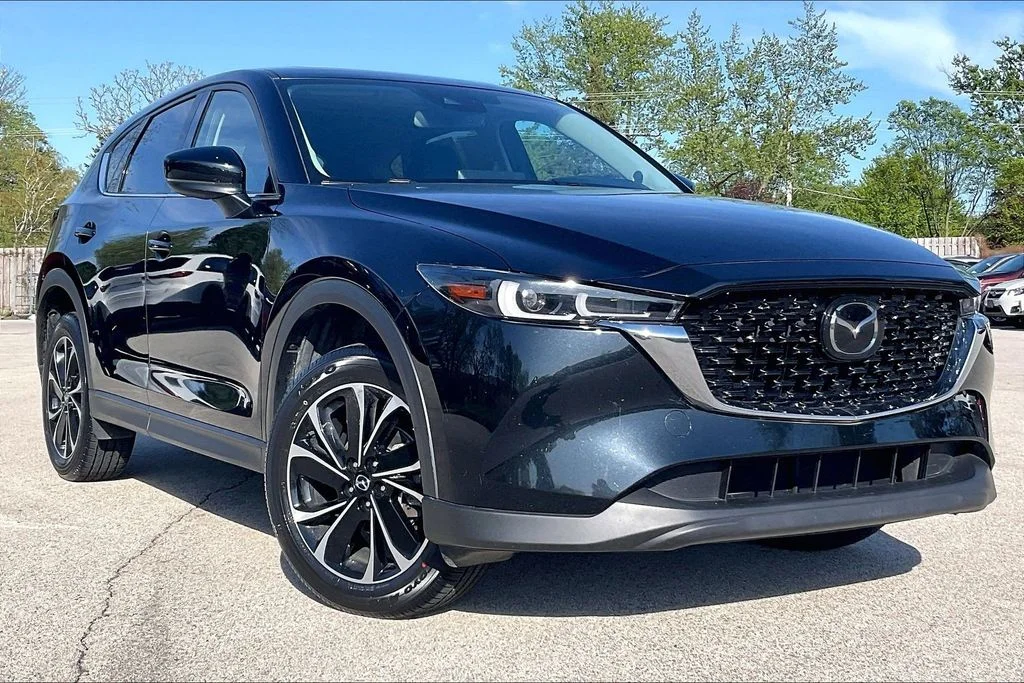 2023 Mazda CX-5 S Premium Plus package Auto AWD's photo