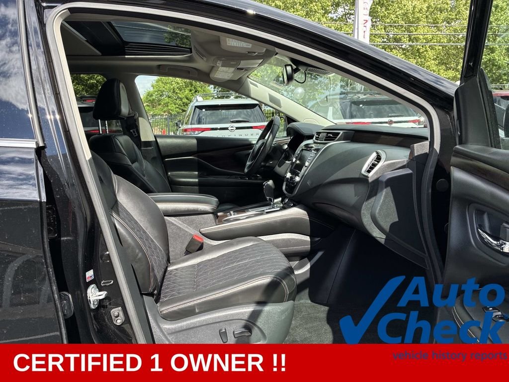 Used 2023 Black Nissan Platinum image 10