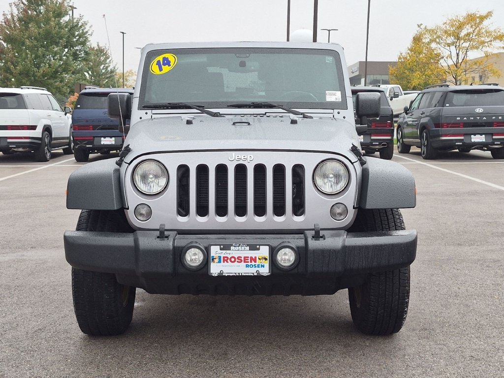 Used 2014 Gray Jeep Sport image 2