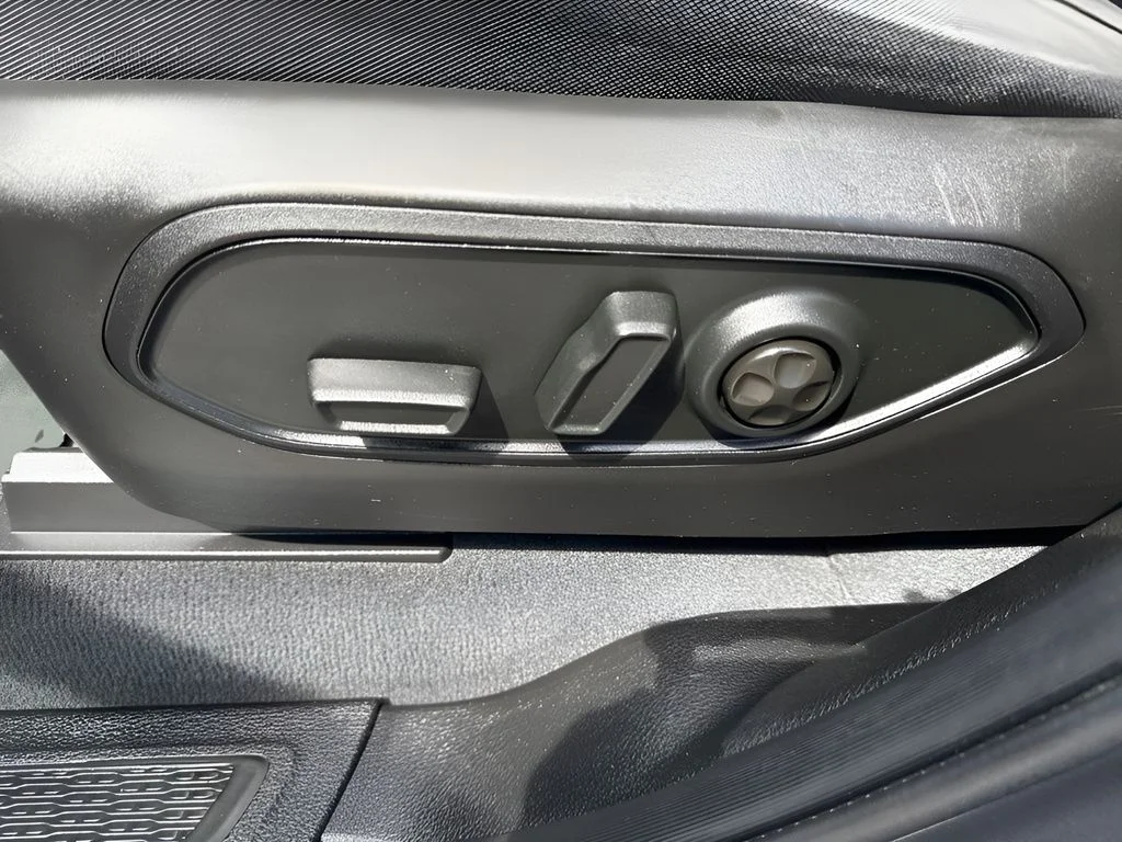 Used 2024 Gray Jeep Laredo X image 10